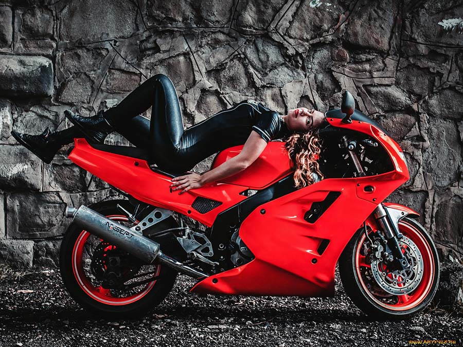 Beautiful girl Beautiful girls and motorcycles in Oakland