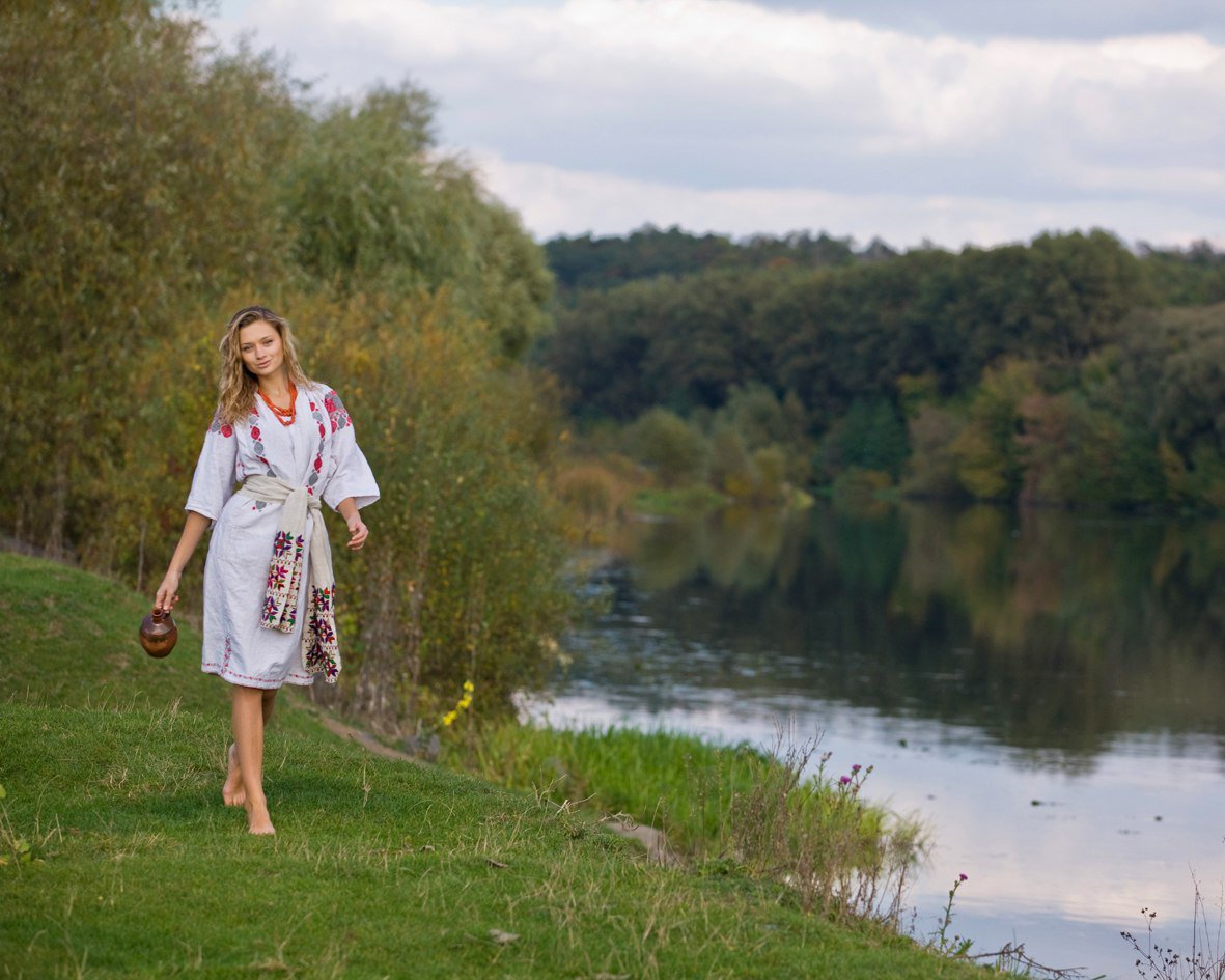 Nude girl Slavic women in Oakland