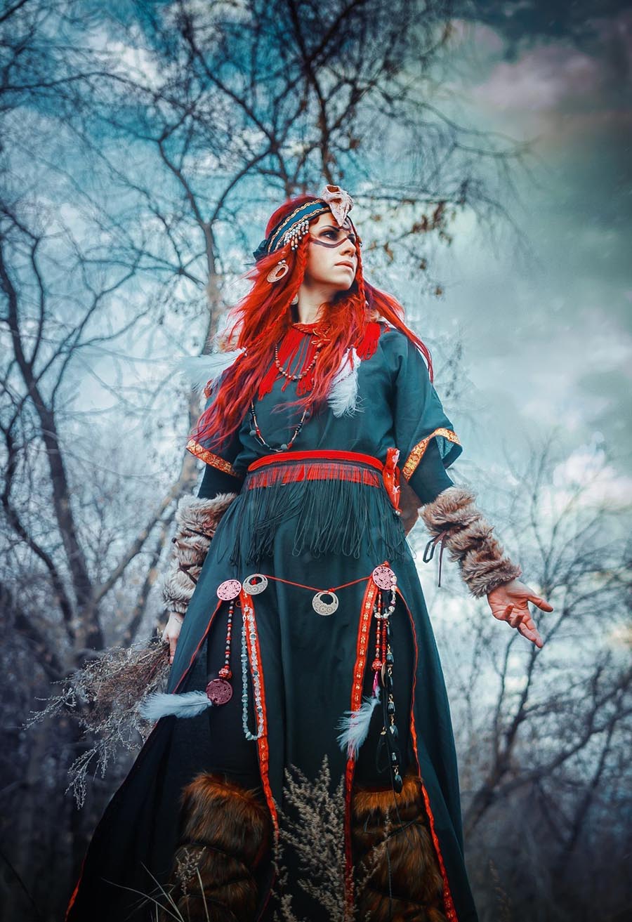 Take a pause and enjoy Girls in Slavic costumes — streaming from Oakland